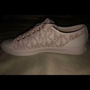Michael kors sneakers
